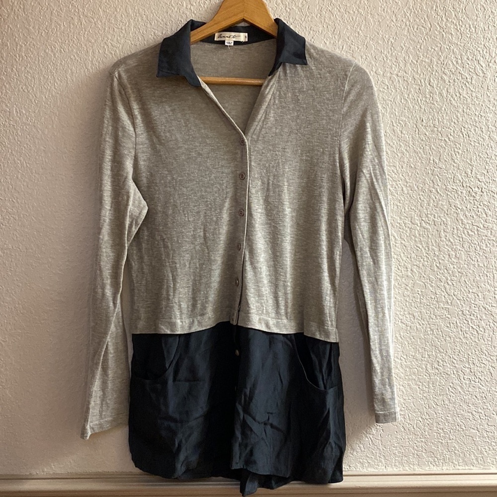 ANTHROPOLOGIE Comme Toi tan and olive green button front Tunic top